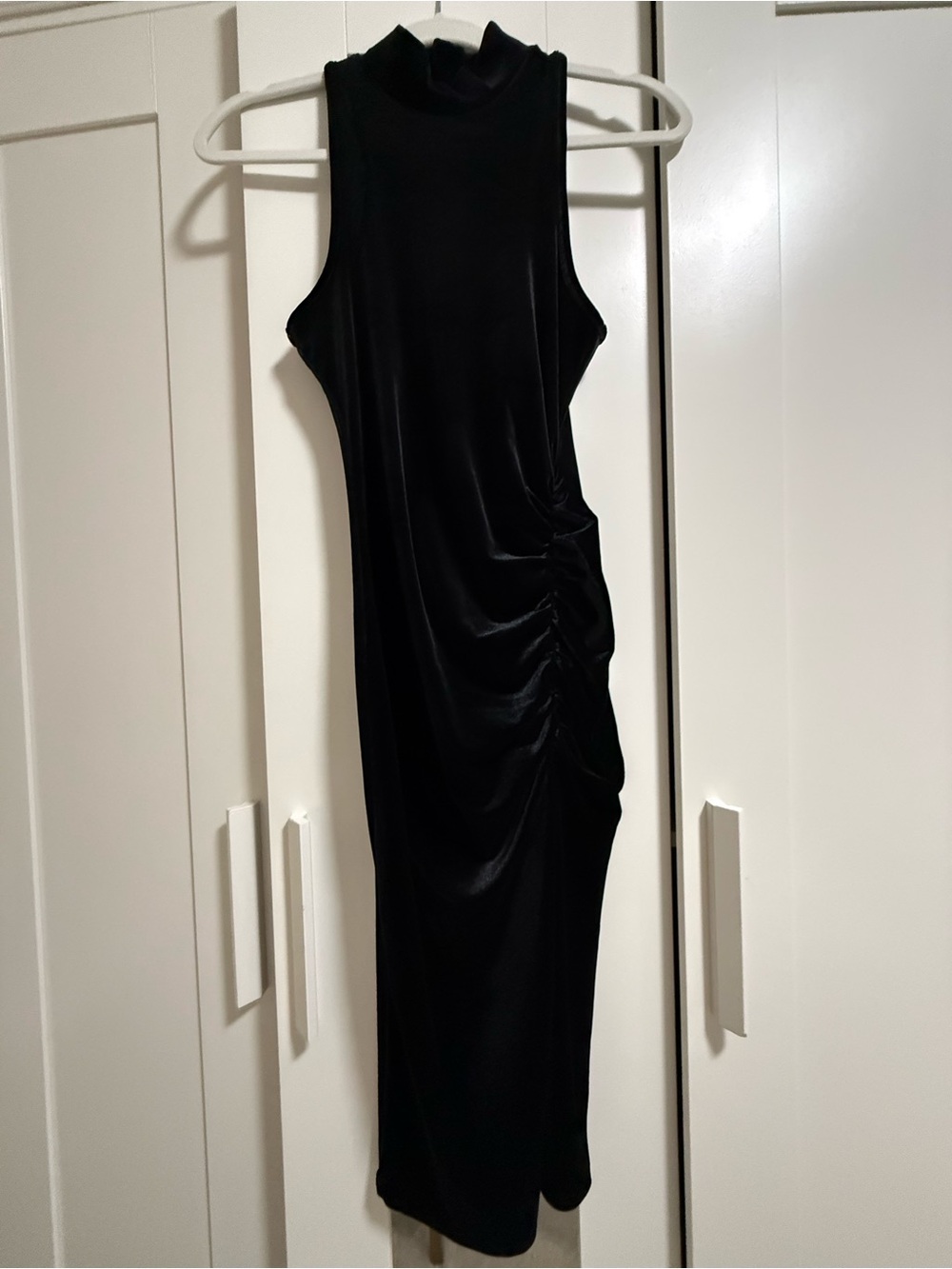 Bozzolo Black Sleeveless Midi Dress with Side Ruching